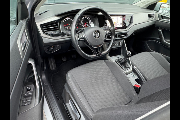 Volkswagen Polo 1.0 TSI Comfortline * Carplay * Parkeersensoren * Lichtmetalen Velgen *