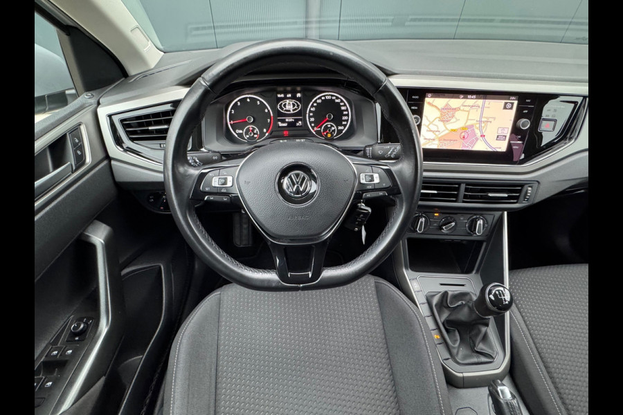 Volkswagen Polo 1.0 TSI Comfortline * Carplay * Parkeersensoren * Lichtmetalen Velgen *