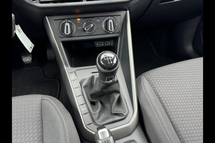 Volkswagen Polo 1.0 TSI Comfortline * Carplay * Parkeersensoren * Lichtmetalen Velgen *