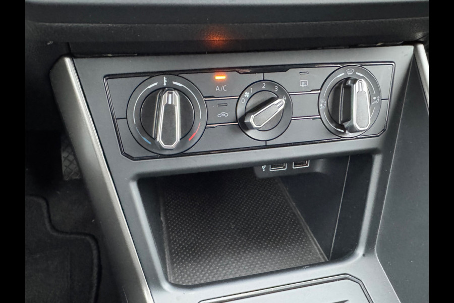 Volkswagen Polo 1.0 TSI Comfortline * Carplay * Parkeersensoren * Lichtmetalen Velgen *