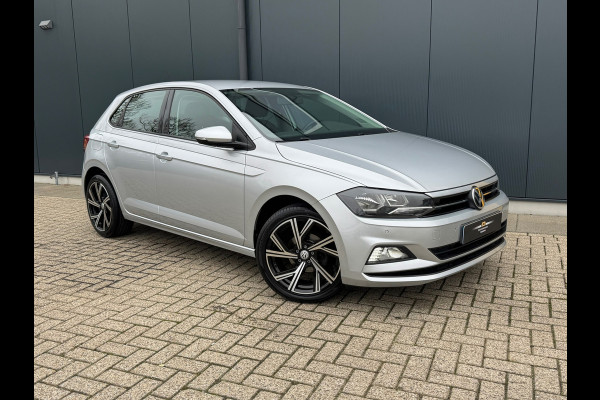 Volkswagen Polo 1.0 TSI Comfortline * Carplay * Parkeersensoren * Lichtmetalen Velgen *