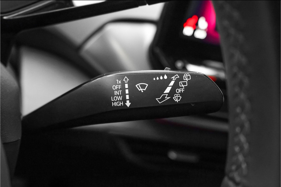 Volkswagen ID.4 Pro 77 kWh Comfort Pakket ACC CarPlay Trekhaak