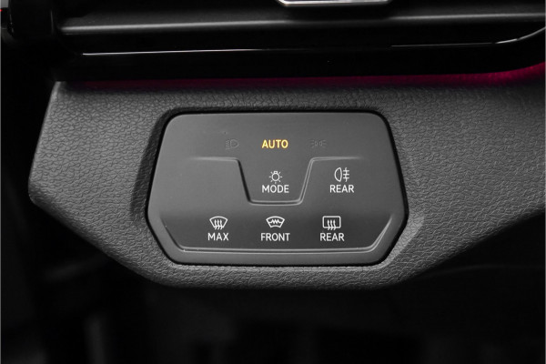 Volkswagen ID.4 Pro 77 kWh Comfort Pakket ACC CarPlay Trekhaak