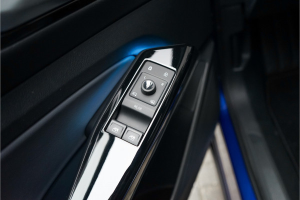 Volkswagen ID.4 Pro 77 kWh Comfort Pakket ACC CarPlay Trekhaak