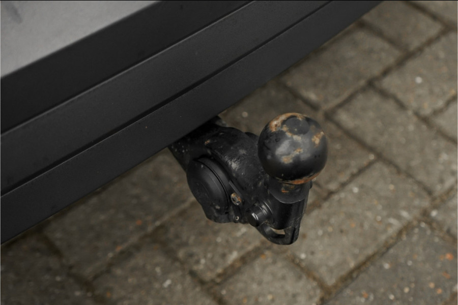 Volkswagen ID.4 Pro 77 kWh Comfort Pakket ACC CarPlay Trekhaak