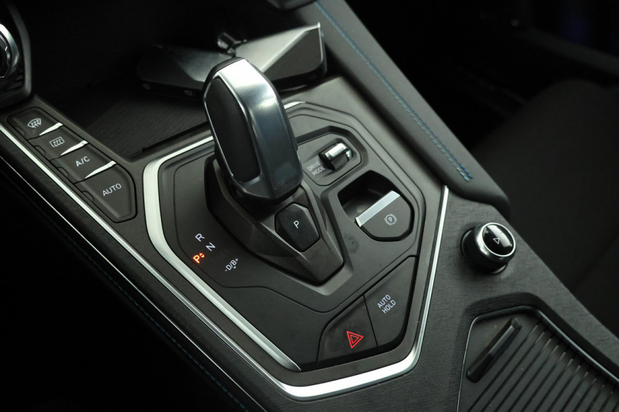 Lynk & Co 01 1.5 Panorama, Black pakket, BOM VOL!!