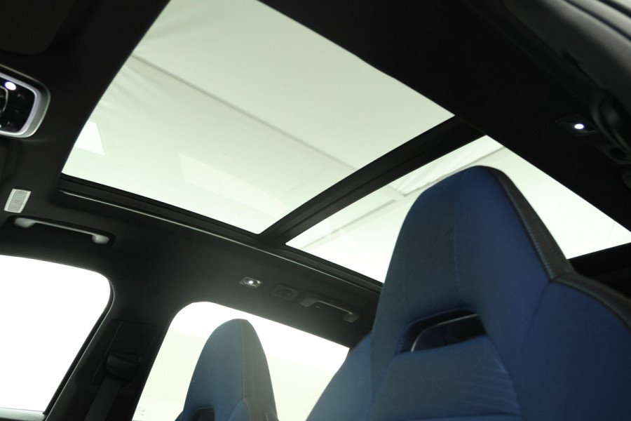 Lynk & Co 01 1.5 Panorama, Black pakket, BOM VOL!!