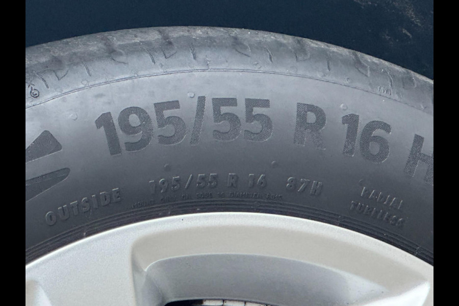 Opel Corsa 1.2 Elegance - 18.175 KM - Navigatie / Apple CarPlay I Airco I Sport velgen I PDC I Dealer onderhoud