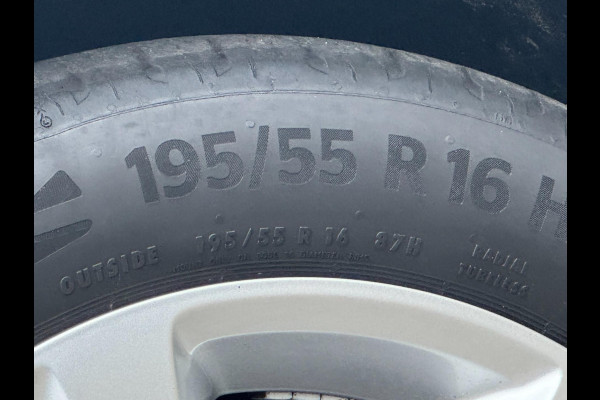 Opel Corsa 1.2 Elegance - 18.175 KM - Navigatie / Apple CarPlay I Airco I Sport velgen I PDC I Dealer onderhoud