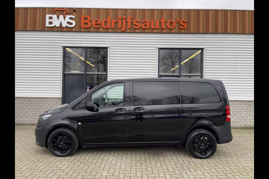 Mercedes-Benz Vito 116 CDI automaat rolstoelbus / speciaal gebouwd voor rolstoel bestuurder / € 27.950 marge / zwart metallic / lift / hand gas en rem / airco / cruise control / euro 6 diesel