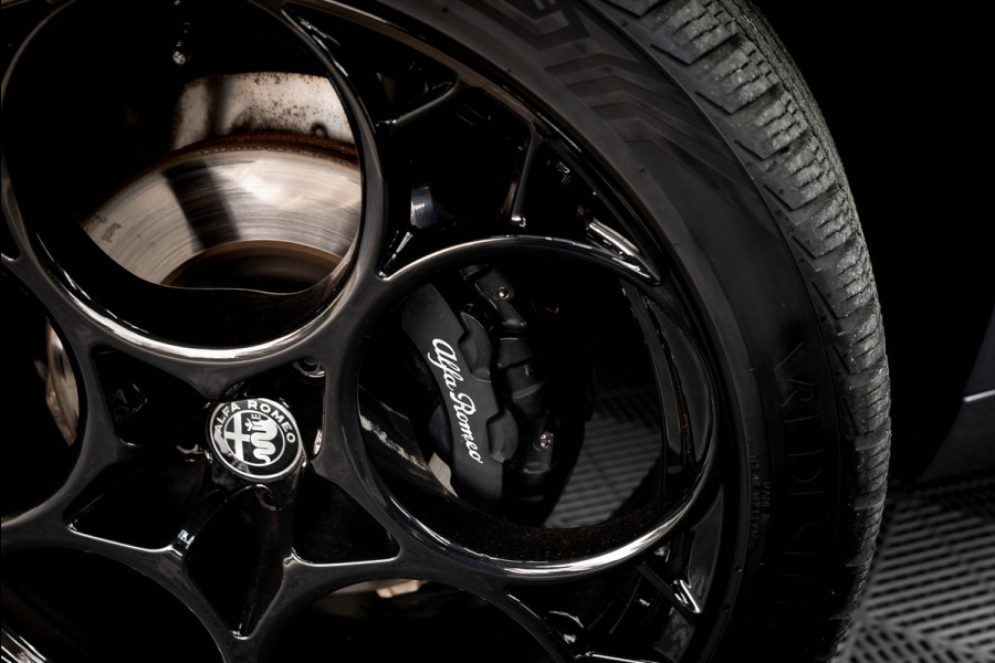 Alfa Romeo Stelvio 2.0 T AWD Veloce / 21" / Pano / Carplay / H&K / Memory / Adapt.cruise / 1e lak / VOL