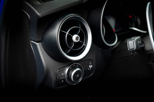 Alfa Romeo Stelvio 2.0 T AWD Veloce / 21" / Pano / Carplay / H&K / Memory / Adapt.cruise / 1e lak / VOL