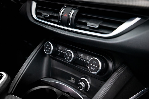 Alfa Romeo Stelvio 2.0 T AWD Veloce / 21" / Pano / Carplay / H&K / Memory / Adapt.cruise / 1e lak / VOL