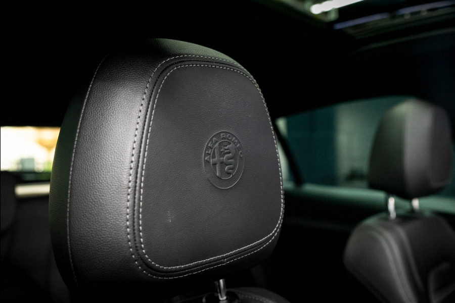 Alfa Romeo Stelvio 2.0 T AWD Veloce / 21" / Pano / Carplay / H&K / Memory / Adapt.cruise / 1e lak / VOL