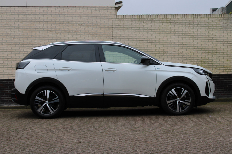 Peugeot 3008 1.6 HYbrid 225 GT | Panoramadak | Navigatie | Adaptieve cruise | BLIS