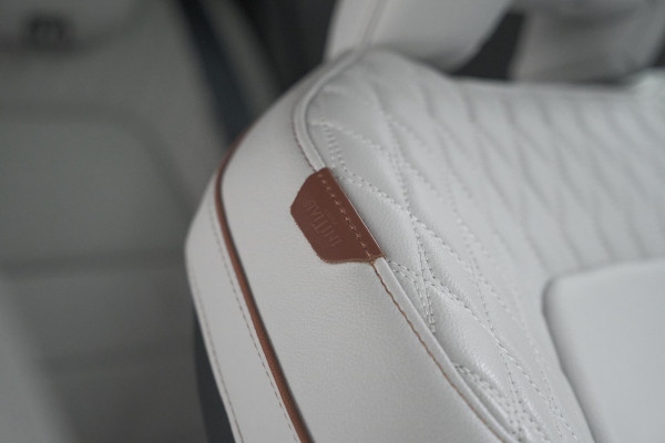 Renault Clio TCe 130 EDC Initiale Paris | Pack Winter | Camera | BOSE Audio | Dodehoekdetectie