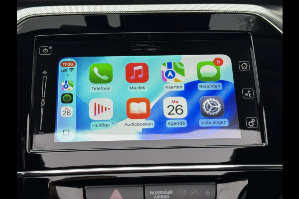 Suzuki Vitara 1.5 Hybrid Style AllGrip Adaptive cruise Climate Stoelverwarming Camera plus sensoren Apple / Android Navi