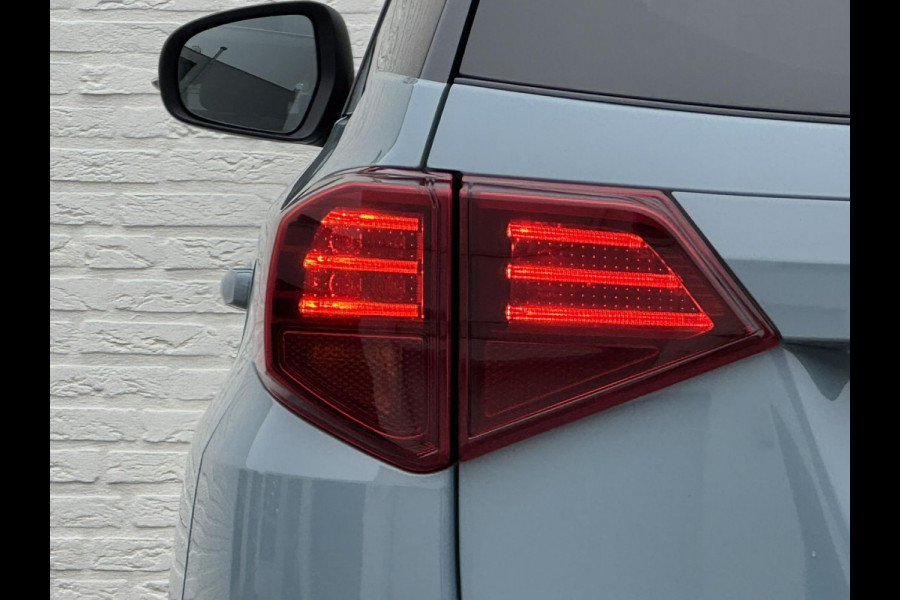 Suzuki Vitara 1.5 Hybrid Style AllGrip Adaptive cruise Climate Stoelverwarming Camera plus sensoren Apple / Android Navi