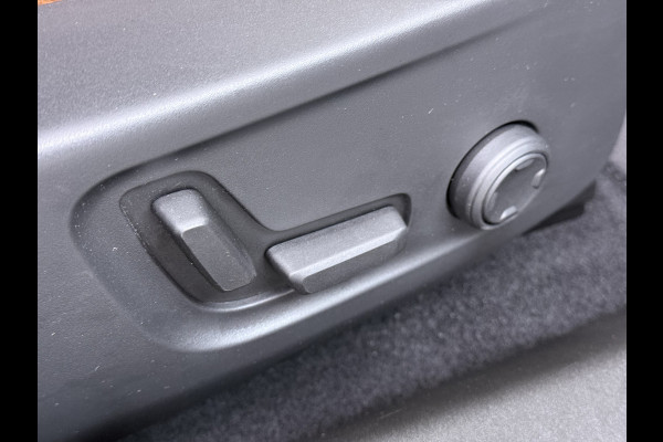 Polestar 2 Long Range 78kWh SOH 92% Leer Panoramadak Adap.Cruise Trekhaak Harman/Kardon®-Audio Memory Apple Carplay Android Auto Navi Ecc Stoel+Stuur+Achterbankverwarming Pdc Elek.Achterklep Lane Assist BLIS Road Sign Info 1e Eigenaar Origineel Nederlandse Auto