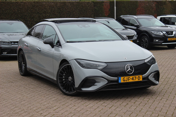 Mercedes-Benz EQE 350 AMG Line 89 kWh / Panoramadak / Camera / Achterasbesturing / Head-up / Luxe Leder / Premium Plus-pakket / Stoelventilatie + Verwarming + Massage / Navigatie / Dodehoek / DAB / ACC
