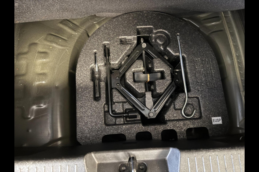 Opel KARL 1.0 Rocks Online Edition | AUTOMAAT | Navigatie | Park pilot | Vierseizoenen banden |