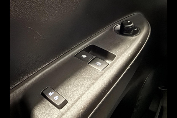 Opel KARL 1.0 Rocks Online Edition | AUTOMAAT | Navigatie | Park pilot | Vierseizoenen banden |