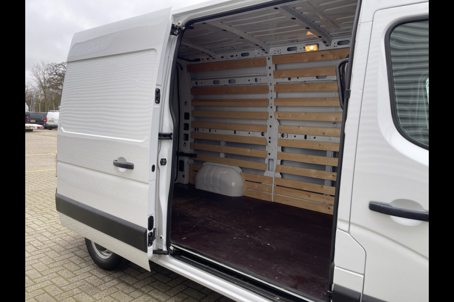 Opel Movano 2.3 Turbo 136pk L2H2 / vaste prijs rijklaar € 14.950 ex btw / euro 6 / bpm vrij / trekhaak 2500 kg / pdc achter / airco / cruise control / bijrijdersbank