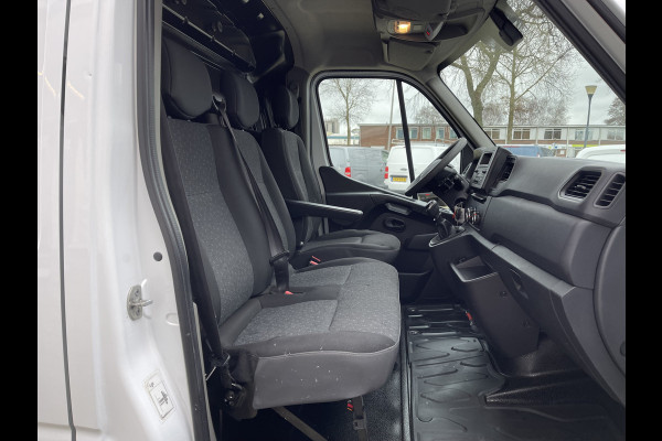 Opel Movano 2.3 Turbo 136pk L2H2 / vaste prijs rijklaar € 14.950 ex btw / euro 6 / bpm vrij / trekhaak 2500 kg / pdc achter / airco / cruise control / bijrijdersbank