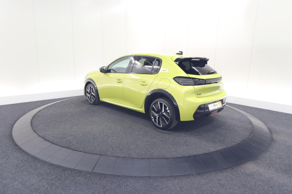 Peugeot 208 Hybrid 136 e-DCS6 GT | Camera | Apple Carplay | Parkeersensoren