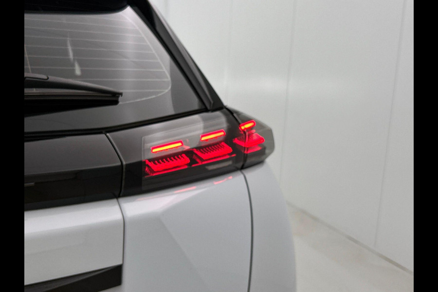 Peugeot 2008 1.2 100 NW MODEL | NAVI & CARPLAY | CAMERA