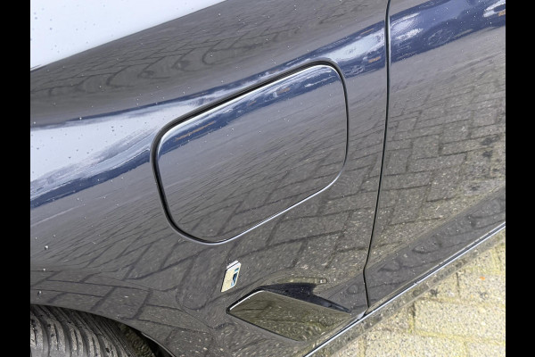 BMW 5 Serie 530e iPerformance High Executive | Head-Up Display | 360* Camera | Massage | Lederen Bekleding |