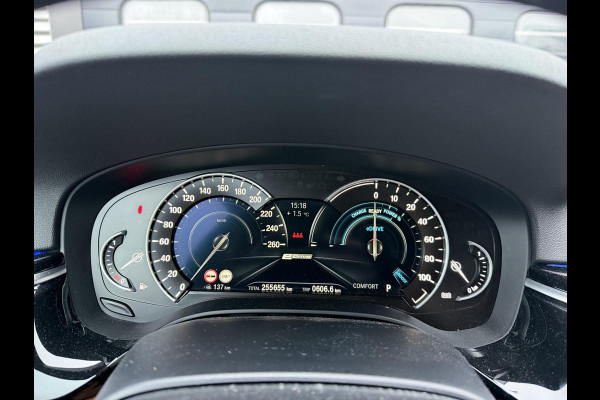 BMW 5 Serie 530e iPerformance High Executive | Head-Up Display | 360* Camera | Massage | Lederen Bekleding |