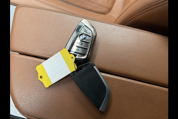 BMW 5 Serie 530e iPerformance High Executive | Head-Up Display | 360* Camera | Massage | Lederen Bekleding |