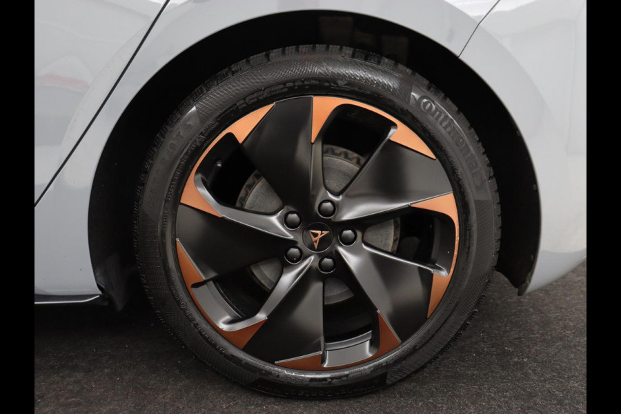 CUPRA Born Adrenaline One 62 kWh | Stoelverwarming | Adaptive cruise | Camera | Carplay | Sfeerverlichting | Navigatie | Full LED