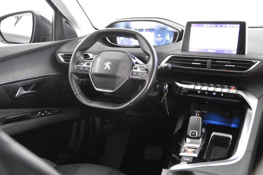 Peugeot 5008 Active 130 *Navigatie*Trekhaak*Park Assist*Carplay*