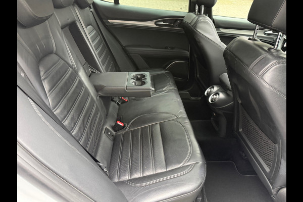 Alfa Romeo Stelvio 2.0 T AWD B-Tech l Pano l VDOH l Volleder l Camera l ACC l