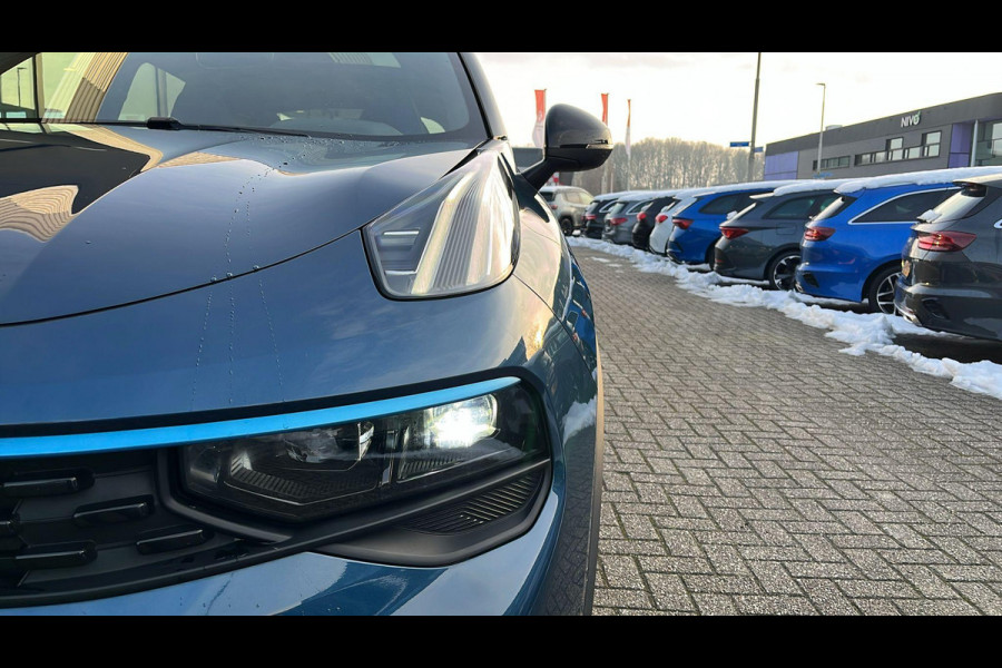Lynk & Co 01 1.5 | 261 pk | PHEV | 360 Camera | Adaptieve Cruise | Elek. Achterklep | Panorama dak | Stoelverwarming | 1.800kg Trekgewicht