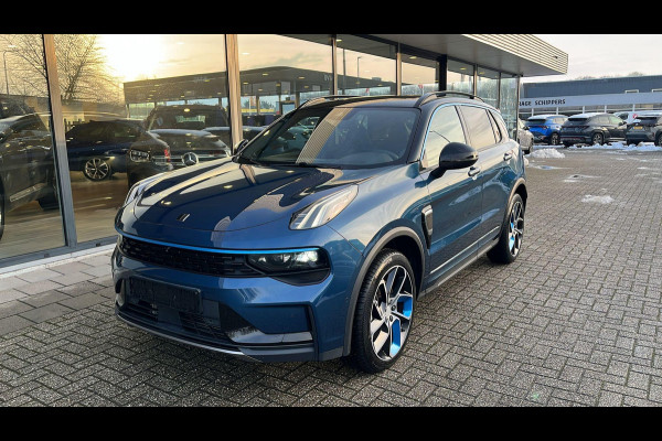 Lynk & Co 01 1.5 | 261 pk | PHEV | 360 Camera | Adaptieve Cruise | Elek. Achterklep | Panorama dak | Stoelverwarming | 1.800kg Trekgewicht