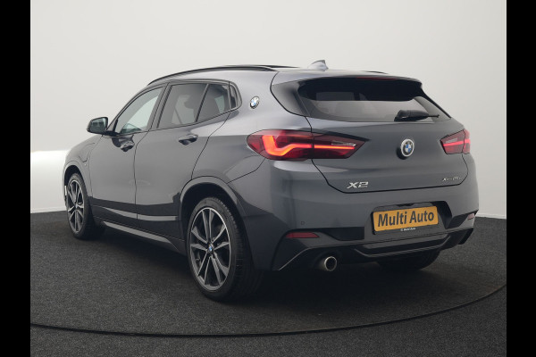 BMW X2 xDrive25e M Sport Plug In Hybrid 220pk Dealer O.H. PHEV | Panodak | Adaptive Cruise | Head Up | Camera | Harman & Kardon | Lederen Sportstoelen Memory & Verwarmd | Sfeerverlichting | Apple Carplay | Keyless | Navigatie | DAB | 19"L.M |