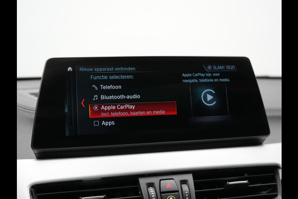 BMW X2 xDrive25e M Sport Plug In Hybrid 220pk Dealer O.H. PHEV | Panodak | Adaptive Cruise | Head Up | Camera | Harman & Kardon | Lederen Sportstoelen Memory & Verwarmd | Sfeerverlichting | Apple Carplay | Keyless | Navigatie | DAB | 19"L.M |