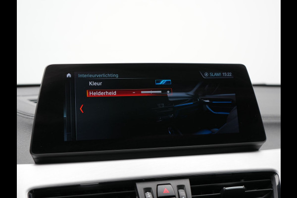 BMW X2 xDrive25e M Sport Plug In Hybrid 220pk Dealer O.H. PHEV | Panodak | Adaptive Cruise | Head Up | Camera | Harman & Kardon | Lederen Sportstoelen Memory & Verwarmd | Sfeerverlichting | Apple Carplay | Keyless | Navigatie | DAB | 19"L.M |