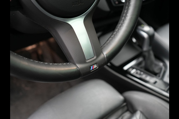 BMW X2 xDrive25e M Sport Plug In Hybrid 220pk Dealer O.H. PHEV | Panodak | Adaptive Cruise | Head Up | Camera | Harman & Kardon | Lederen Sportstoelen Memory & Verwarmd | Sfeerverlichting | Apple Carplay | Keyless | Navigatie | DAB | 19"L.M |