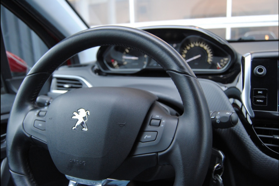 Peugeot 2008 1.2 PureT. Blue Lion | NAV | Apple Carplay | Cruise | Automaat