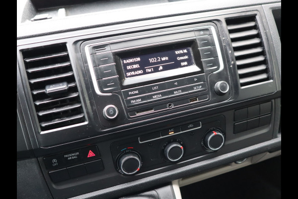 Volkswagen Transporter 2.0 TDI 102pk Euro 6 - Cruise - Trekhaak - Airco