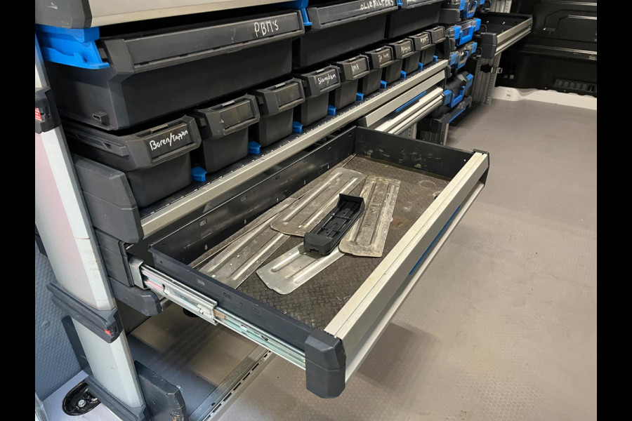 Volkswagen Crafter Automaat DSG Servicewagen 35 2.0 TDI 140pk euro6 L3H2 oude L2H1 Highline 3Persoons, Sortimo, RIJKLAARPRIJS