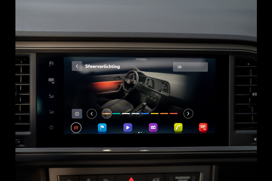 CUPRA Ateca 2.0 TSI VZ 4DRIVE | Beats | AKRAPOVIČ | Brembo | 360 Camera | Panodak | Stoelgeheugen | Prijs Rijklaar!!