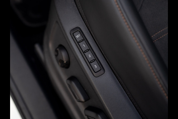 CUPRA Ateca 2.0 TSI VZ 4DRIVE | Beats | AKRAPOVIČ | Brembo | 360 Camera | Panodak | Stoelgeheugen | Prijs Rijklaar!!