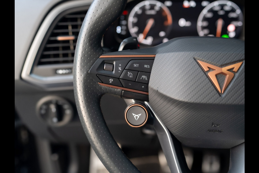 CUPRA Ateca 2.0 TSI VZ 4DRIVE | Beats | AKRAPOVIČ | Brembo | 360 Camera | Panodak | Stoelgeheugen | Prijs Rijklaar!!