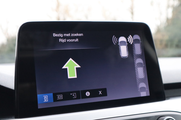 Ford FOCUS Wagon 1.0 EcoBoost Edition Business | Panoramadak | Camera | Carplay |