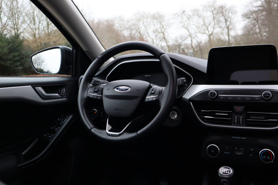 Ford FOCUS Wagon 1.0 EcoBoost Edition Business | Panoramadak | Camera | Carplay |